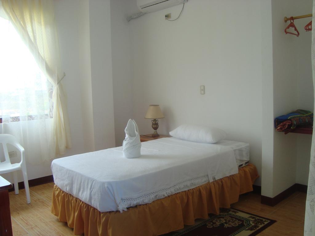 Hotel Sula Sula Пуэрто-Вильямиль Экстерьер фото